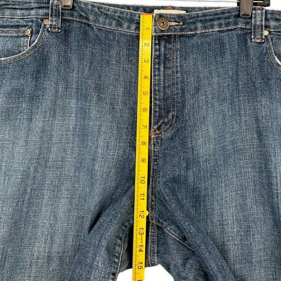 Venezia Blue Embroidered Pockets Button Closure Straight Leg Women Jeans Size 26 - Picture 6 of 8
